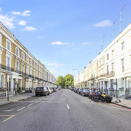 Appartamento Fancy Basement Flat B Londra Esterno foto